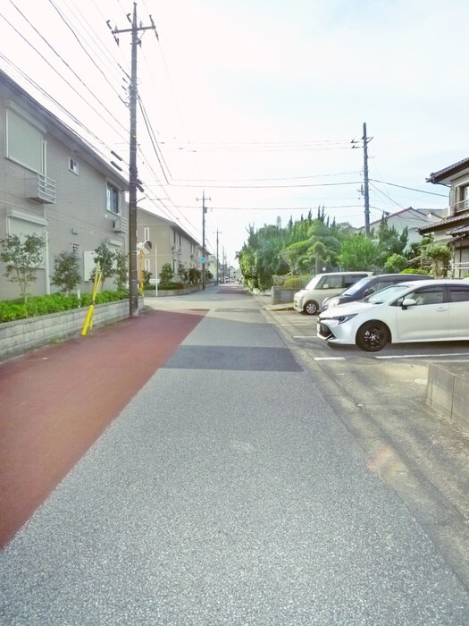 物件外観写真4　(周辺環境)