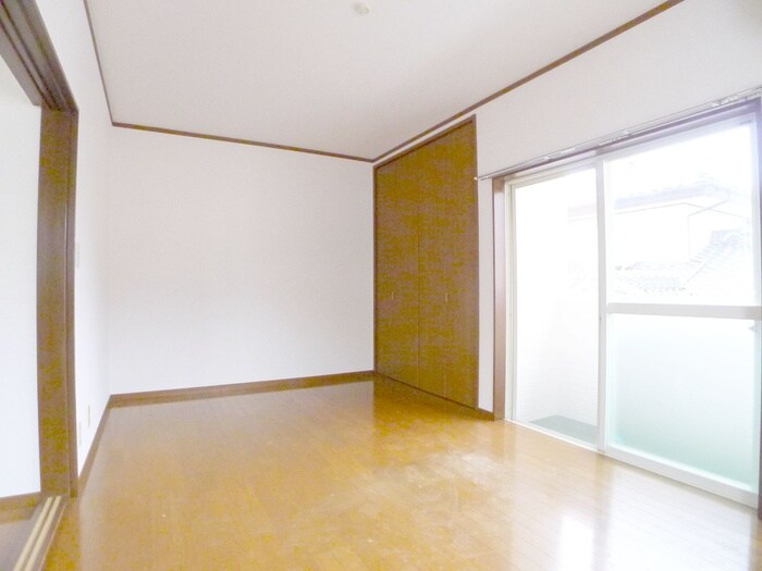 物件内観写真10　(居室)