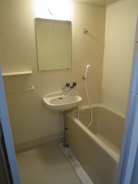 物件内観写真10　(バス／シャワールーム等)