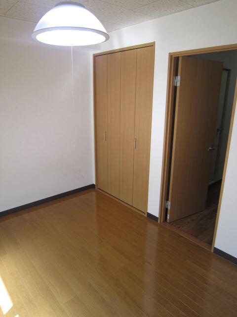 物件内観写真13　(居室)