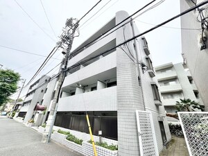 ﾗ･ﾚｼﾞﾀﾞﾝｽ･ﾄﾞ･ﾊﾟﾝﾃﾞｭｰﾙ（203）外観写真