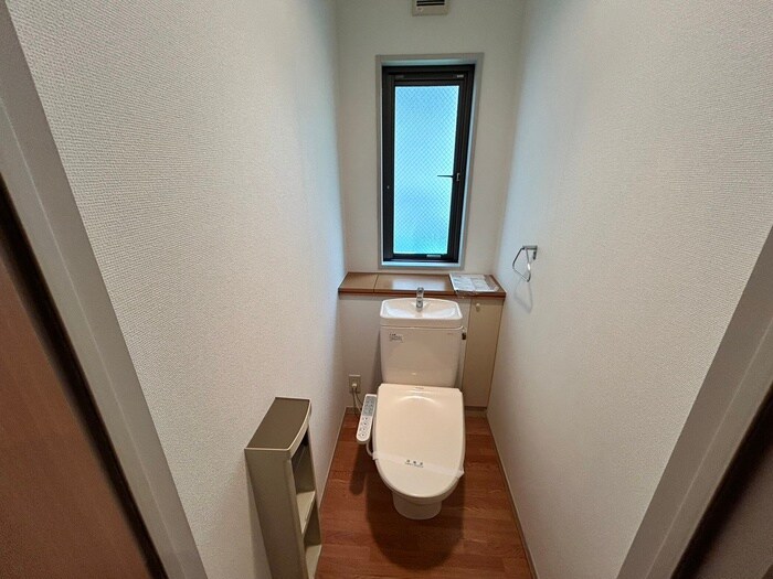 物件内観写真10　(トイレ)
