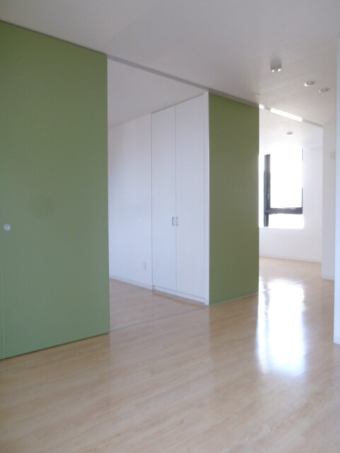 物件内観写真6　(居室)