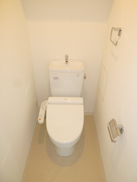 物件内観写真10　(トイレ)