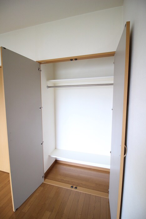 物件内観写真13　(収納)