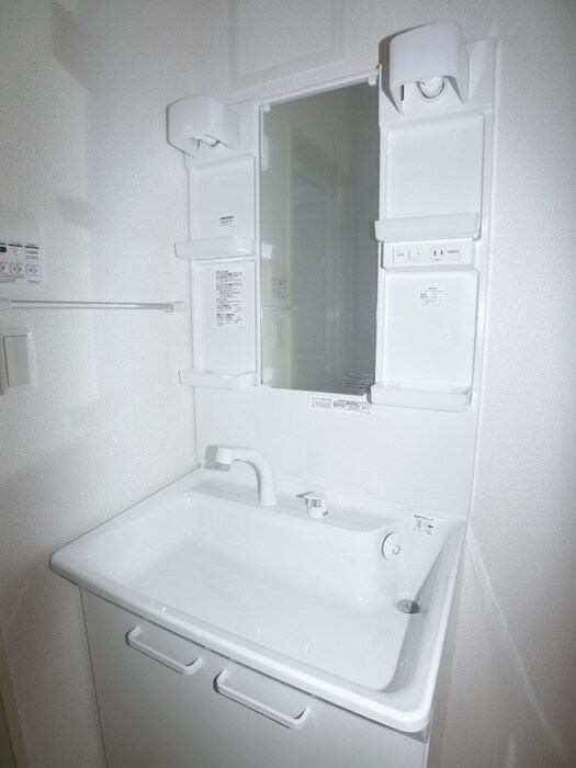 物件内観写真10　(洗面)