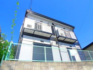 ロイヤルハイツ外観写真