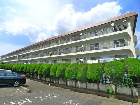 南柏スカイハイツＢ棟（２１９）外観写真