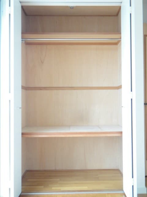 物件内観写真8　(収納)