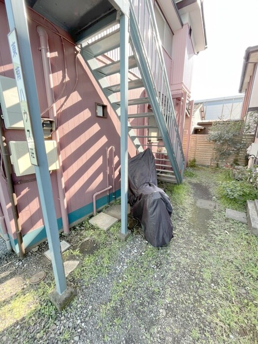 物件外観写真5　(駐輪場)