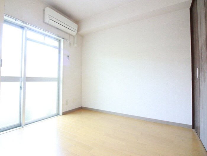 物件内観写真12　(居室)