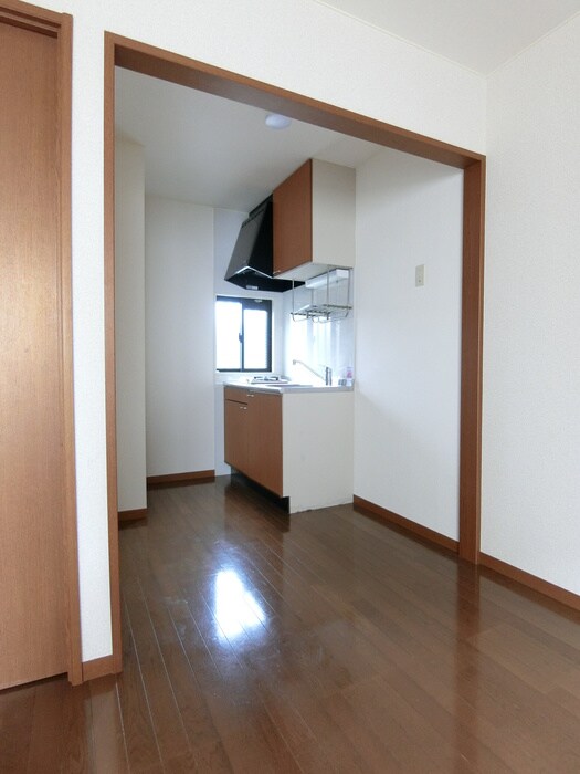 物件内観写真10　(内観写真)