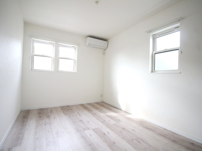 物件内観写真9　(居室)