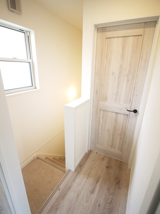 物件内観写真19　(廊下)