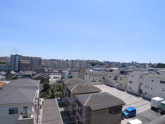 スリーゼヒルの室内からの展望