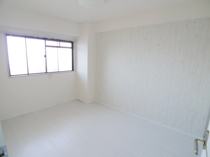 スリーゼヒルの内観写真