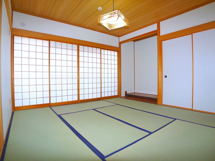 物件内観写真9　(居室)