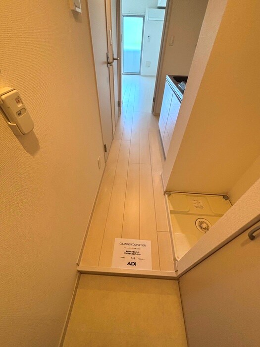 物件内観写真19　(玄関)