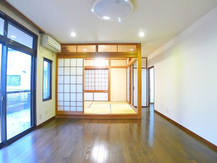 物件内観写真7　(居室)