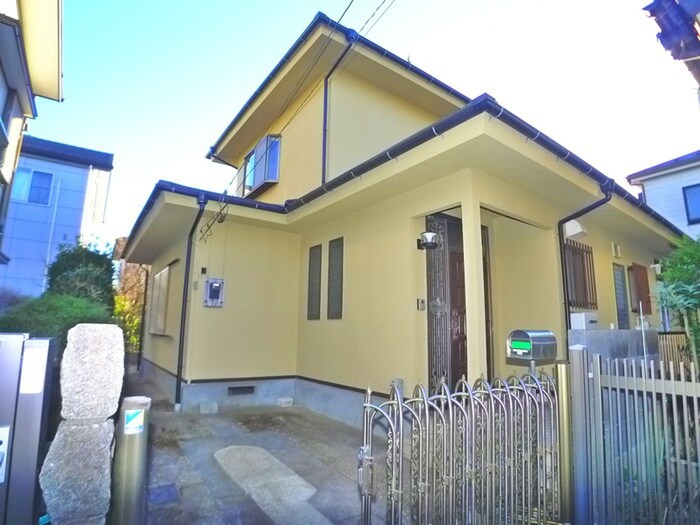 物件外観写真3　(駐車場)