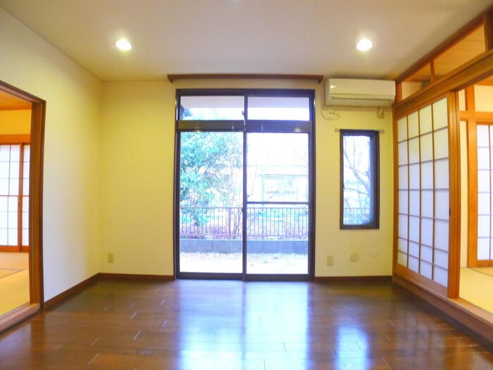 物件内観写真20　(居室)