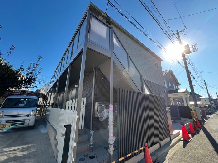 ウイングの建築中