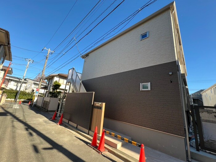 ウイングの建築中