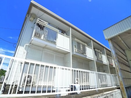 プロプリエテ　シラトリ外観写真