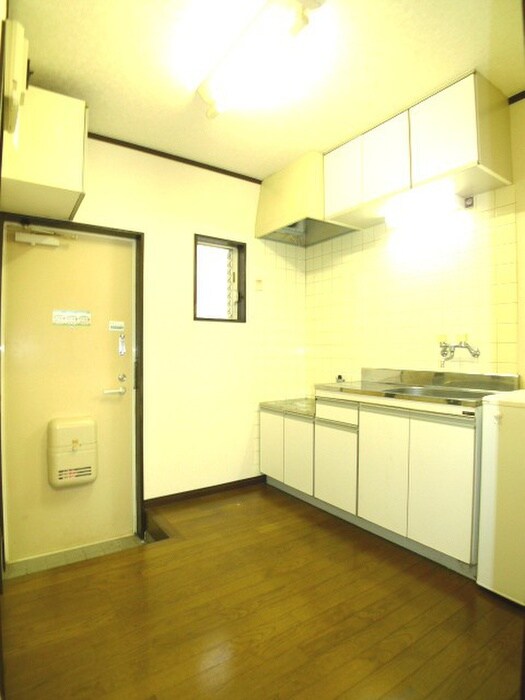 物件内観写真9　(玄関)