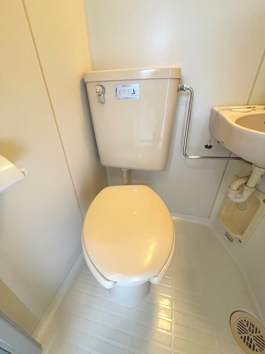 物件内観写真11　(トイレ)