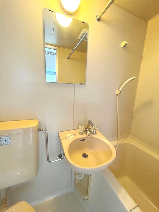 物件内観写真12　(洗面)