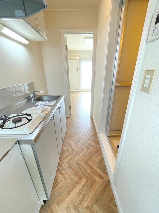 物件内観写真15　(廊下)