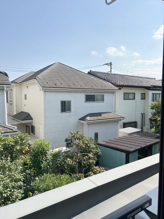 物件内観写真14　(室内からの展望)