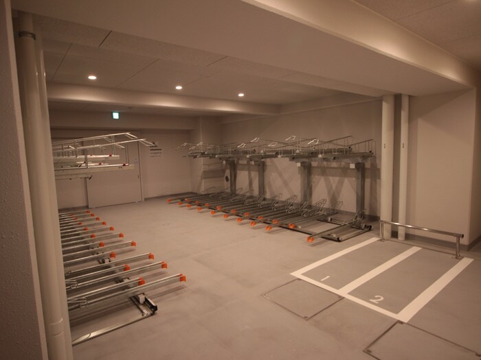 物件外観写真6　(駐輪場)