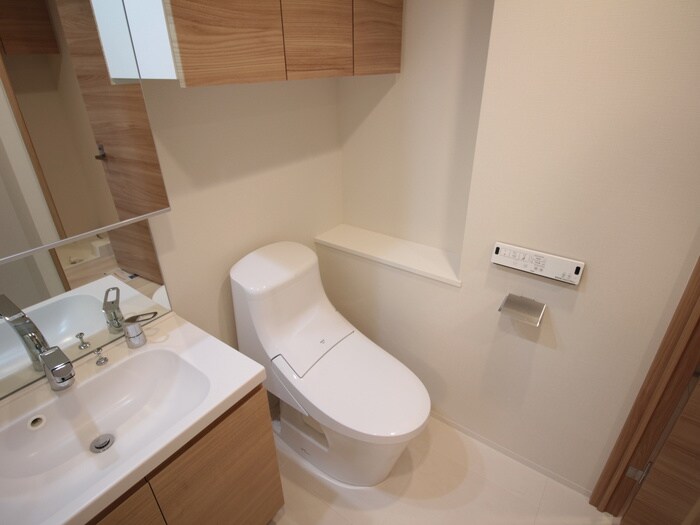 物件内観写真13　(トイレ)