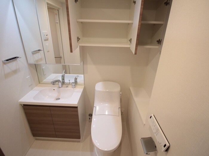 物件内観写真14　(トイレ)