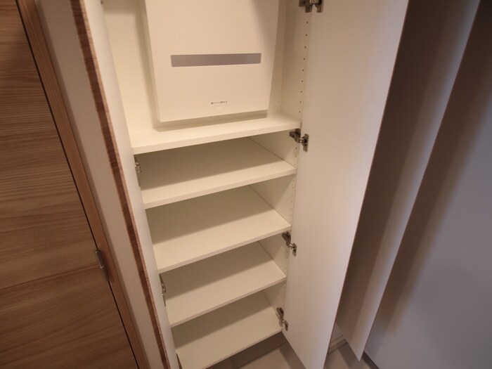 物件内観写真15　(靴箱)