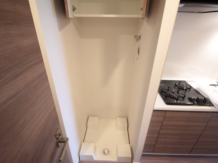 物件内観写真15　(洗濯機置場)