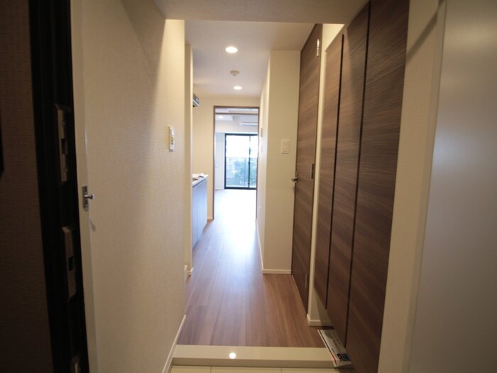 物件内観写真17　(廊下)