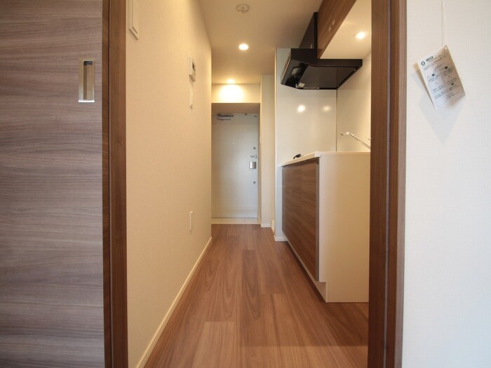 物件内観写真18　(廊下)