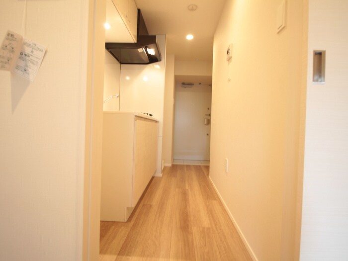 物件内観写真20　(廊下)