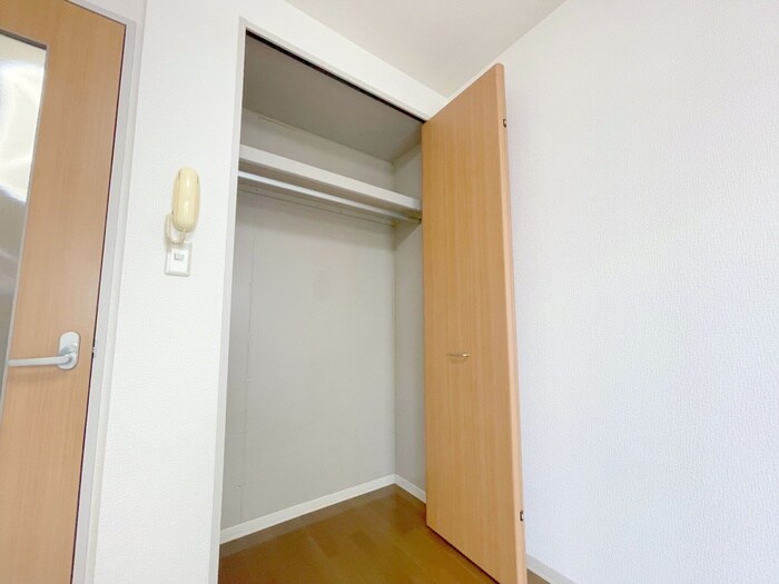 物件内観写真15　(収納)