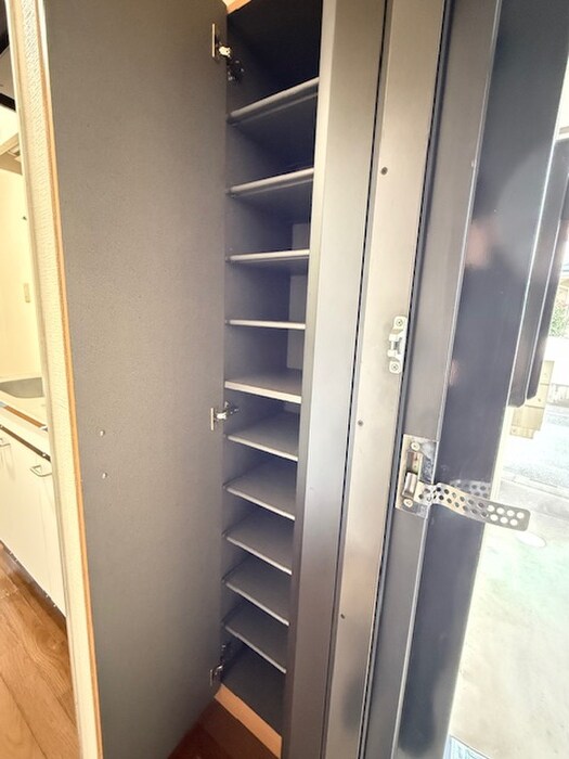 物件内観写真17　(靴箱)