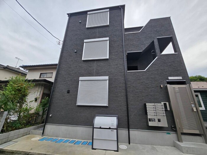 物件外観写真1　(外観写真)