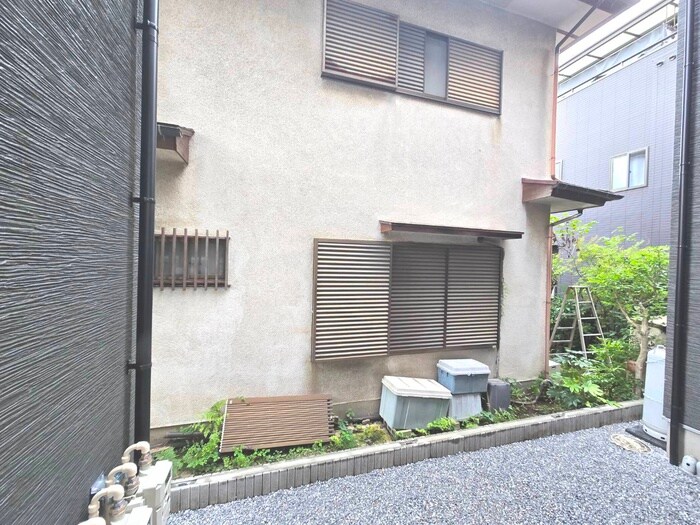 物件内観写真22　(室内からの展望)