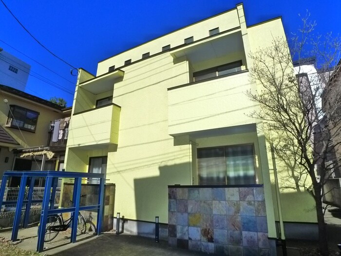 物件外観写真2　(外観写真)