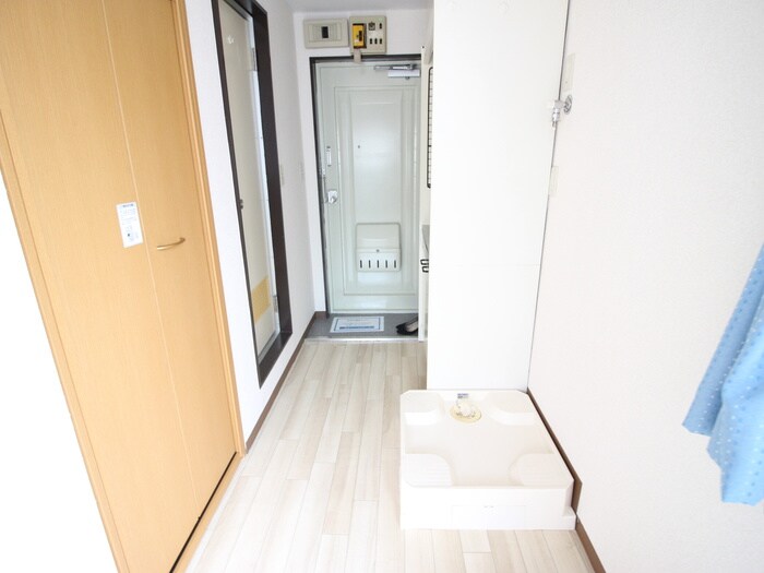 物件内観写真22　(廊下)