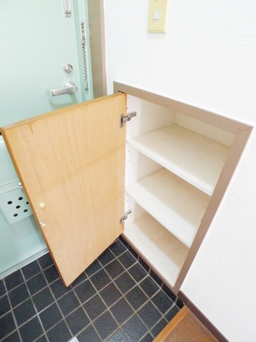 ウエストビレッジ９１の靴箱