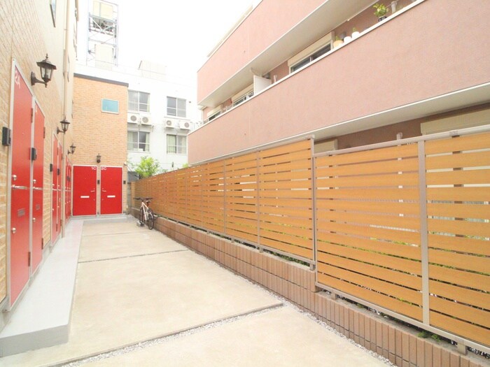 物件外観写真3　(外観写真)