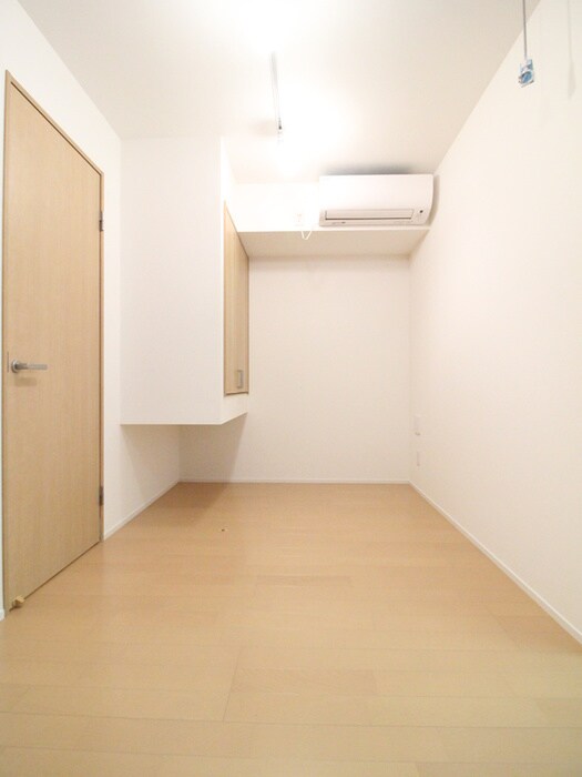 物件内観写真11　(居室)